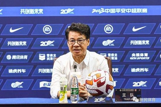 AngelesFilmCriticsAssn）10日凌晨揭晓，动画大片《机器人瓦力》摘取最佳影片大奖，这也是洛杉矶影评人协会历史上第一次把最高奖授予一部动 网友洛杉矶偶遇欧阳娜娜看画展 穿小性感深V短裙 2020-02-27 近日，有网友晒出在洛杉矶偶遇欧阳娜娜看画展的照片。