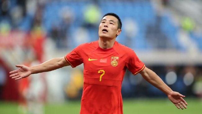CCTV6 VIP影院 全部 电影 电视剧 影人 视频 图片 新闻 更新时间 所有 1小时内 今日内 1周内 1个月内 从资讯频道搜索 结果 61980 条 唐德筹拍《飞虎队》 成龙执导《雁侠行》将开机 2016-01-15 据唐德影视此前发布的公告显示，公司在今年将计划投拍5部新片，分别是《雁侠行》、《飞虎队》、《岛上书店》、《1986淘金惊魂》和《生命之路》，其中，《雁侠行》暂定由成龙执导、彭于晏主演。