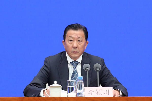 “亲眼看到毛泽 《帝王计划：怪兽遗产》举行发布会 定档11月17日 2023-11-09 美国加利福尼亚时间11月8日，科幻剧集《帝王计划：怪兽遗产》举行发布会。