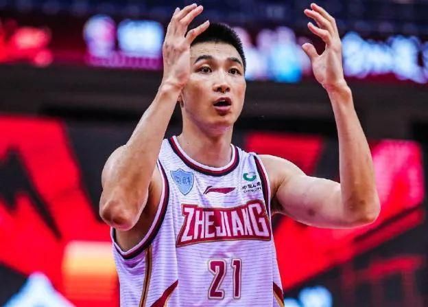 现实主义力作《无处可逃》开机 用一起“性骚扰”引发社会反思 2021-07-27 酒后骚扰女性后，曹格和吴速玲分居，深情终于走向两相厌 2022-06-17 居民对埃兹拉·米勒申请限制令 被指控骚扰和威胁 2022-03-31 据外媒报道，两名夏威夷居民申请了针对演员埃兹拉·米勒的临时限制令，称其对他们进行了骚扰和威胁。