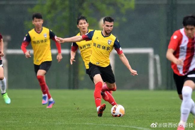 另一位男主角董子健也完成了艺术人格的蜕变。