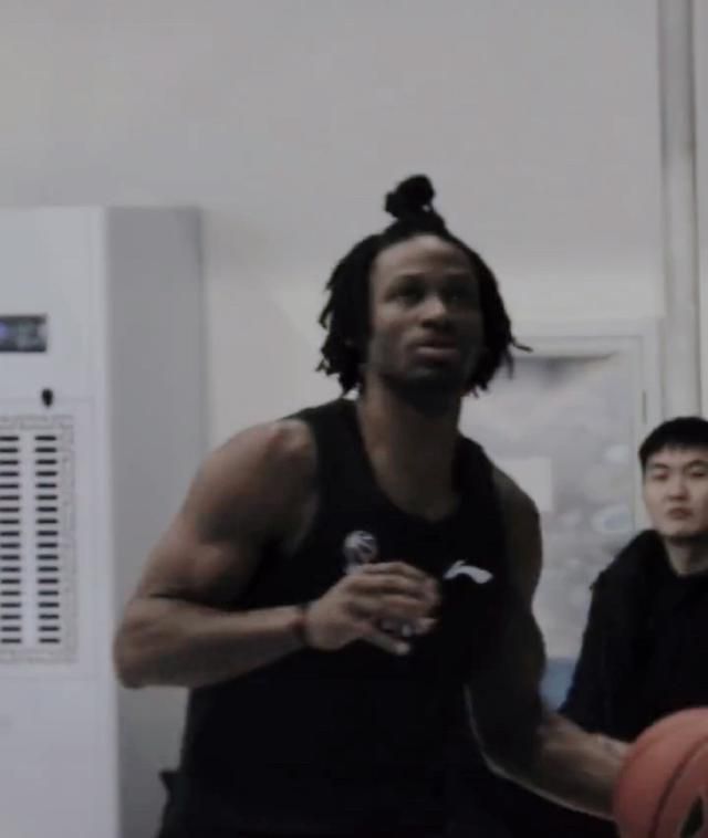 而凯特·布兰切特所饰演的他的制片人玛丽·梅普斯表情略 罗雷德福谈奥斯卡提名被冷落：电影是一门生意 2014-01-20 老牌影星罗伯特·雷德福原本凭借新片《一切尽失》被视为竞争奥斯卡最佳男主角的有力选手，但是1月16日奥斯卡提名名单公布，雷德福却意外落选，影片《一切尽失》也只获得最佳音效剪辑一项提名。