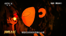 小贝抱爱女捧场妻子时装秀 小七抠鼻子萌态十足 2014-02-10 纽约当地时间2月9日，2014纽约时装周正如火如荼的进行着一场以辣妹维多利亚设计为主题的时装秀举行，贝克汉姆抱女儿小七捧场。